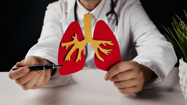 Maligni tumor pluća: Uzroci, simptomi i lečenje Maligni tumor pluća: Uzroci, simptomi i lečenje